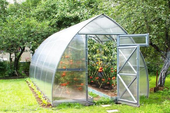 Galvanized Greenhouse with Polycarbonate walls for sale 